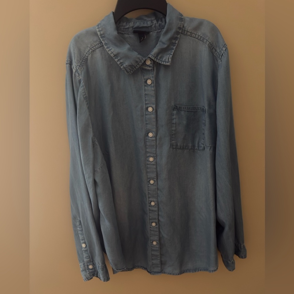 Torrid 100% Tencel Chambray Button-Down Shirt – Size 1 (XL/14-16)